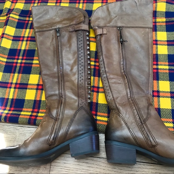 Vince Camuto Bollo Rich Cocoa Two Tone Calf Boots - Picture 3 of 8